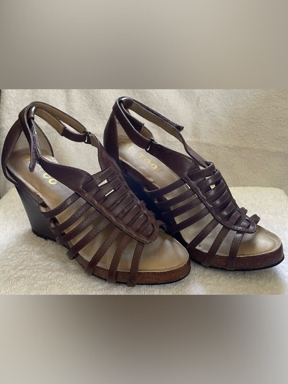 Me Too brown sandals, size 6.5.